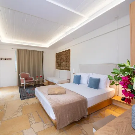 Orpheas (adults Only) 4*